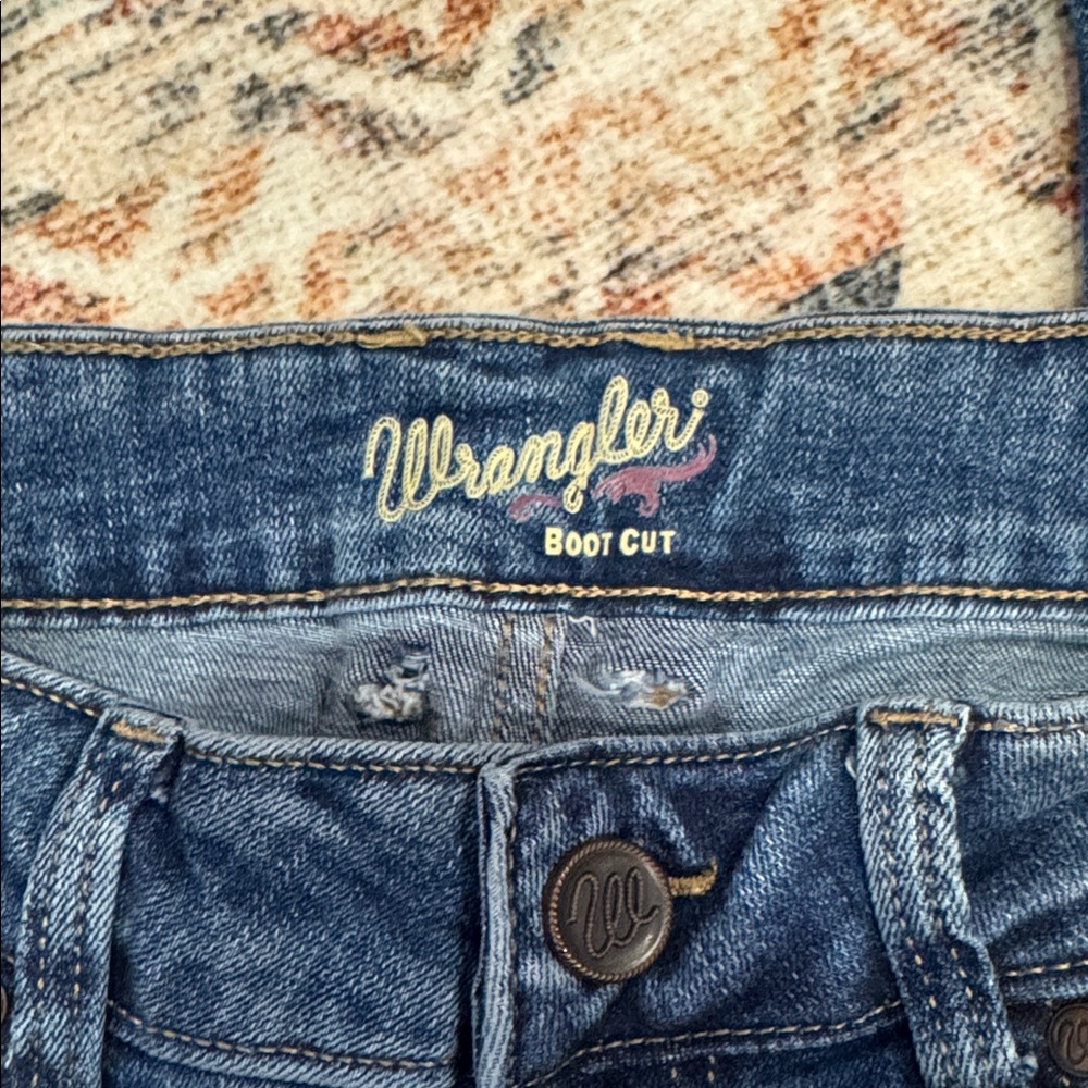 Wrangler Retro Mae Women's Classic Blue Boot Cut Jeans - Picture 5 of 13